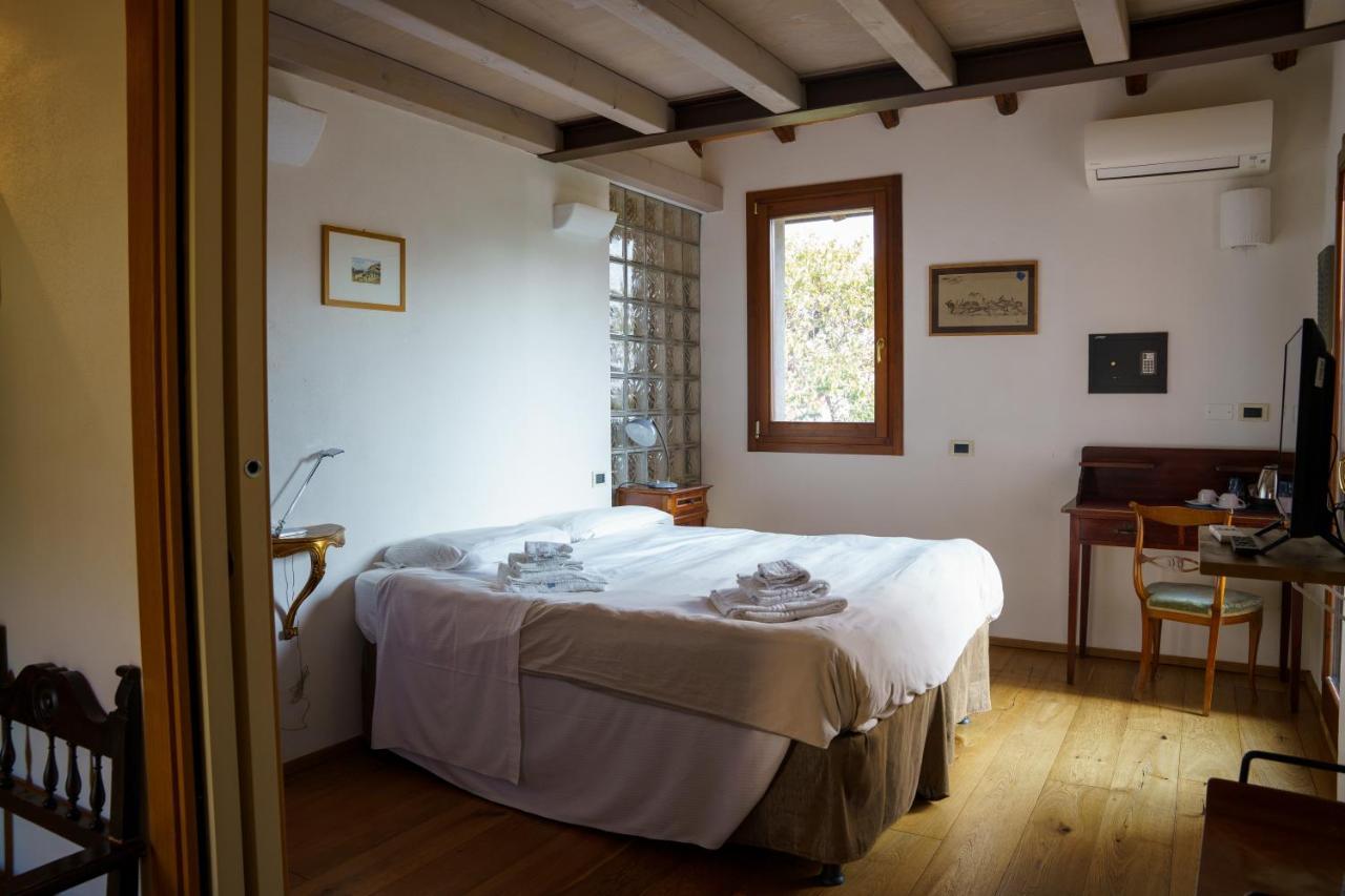 La Lepre Bianca Villa Cento  Exterior photo