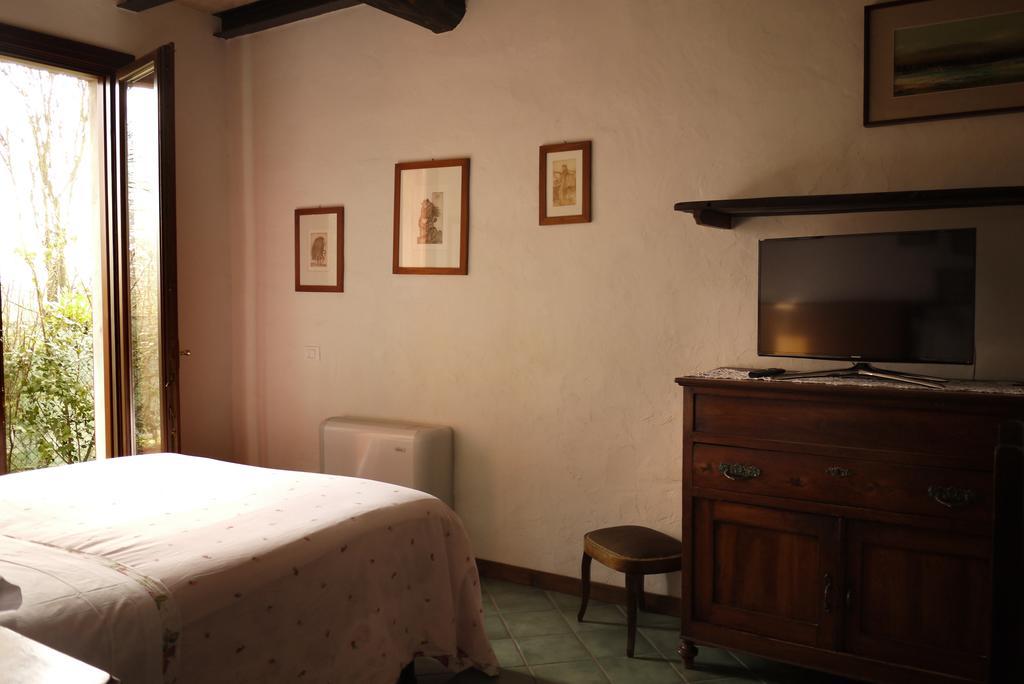La Lepre Bianca Villa Cento  Exterior photo